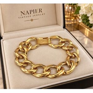 Vintage Napier Gold Tone Chunky Curb Link Statement Bracelet